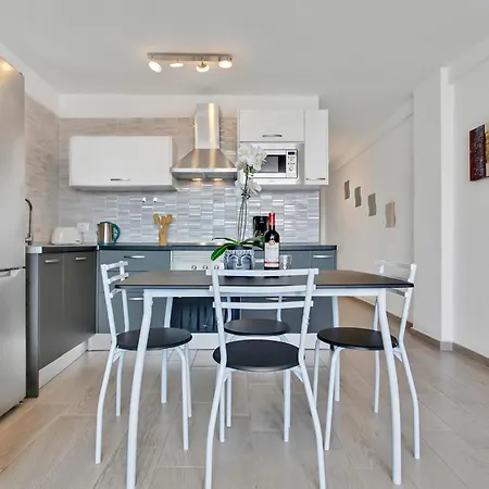 One Bedroom Alex Near The Costa Adeje (Tenerife)